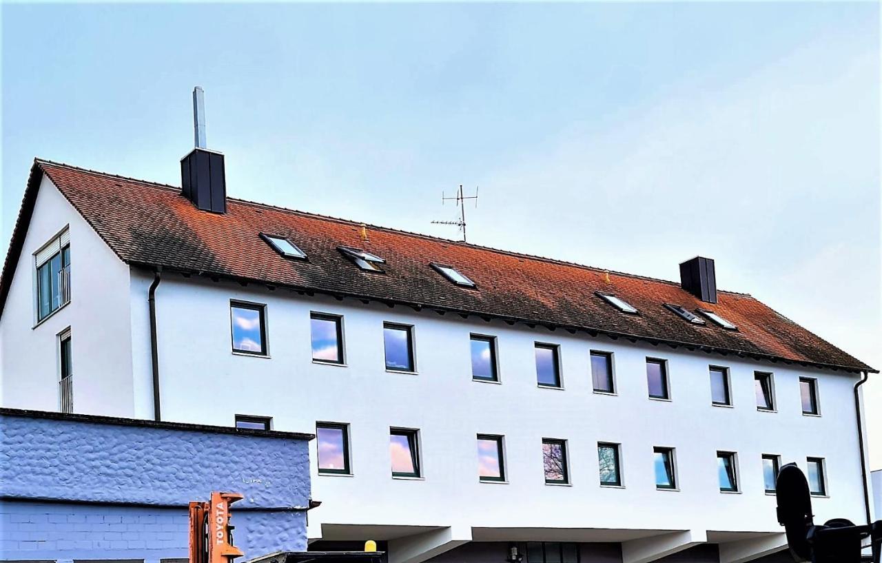 Bei Playmobilland- Grosszugige Wohnung Mit Terasse 1 Zirndorf Exteriér fotografie